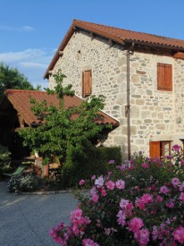 fermes du chateau chambres d'hotes entre St-Etienne et le Puy