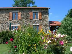 b&b guest house castle farms France St-maurice Haute-Loire 43 between Saint-Etienne & le Puy